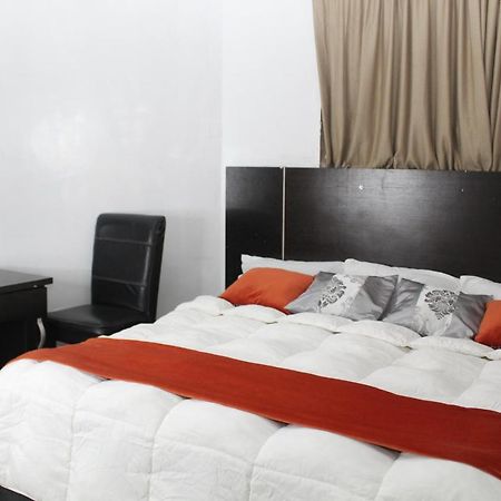לגוס Blue Moon Hotels Victoria Island מראה חיצוני תמונה