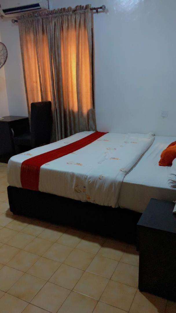 לגוס Blue Moon Hotels Victoria Island מראה חיצוני תמונה