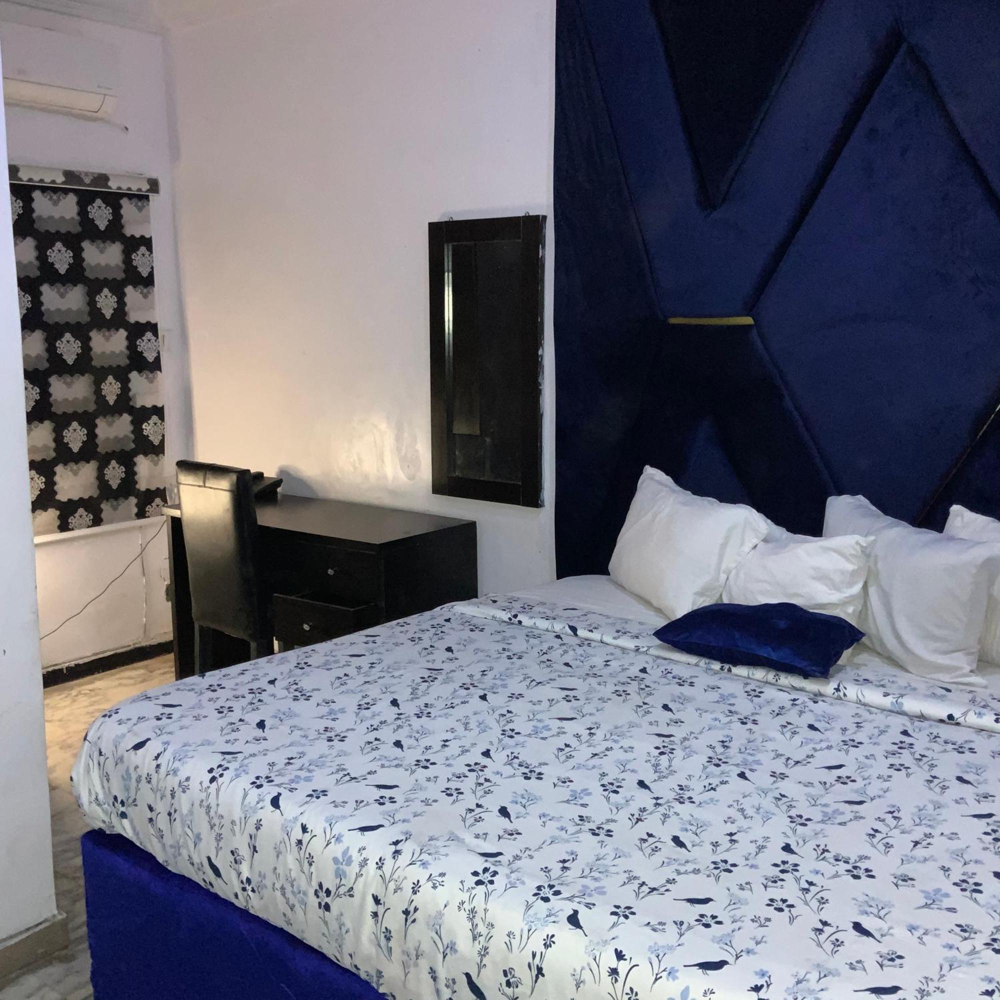 לגוס Blue Moon Hotels Victoria Island מראה חיצוני תמונה